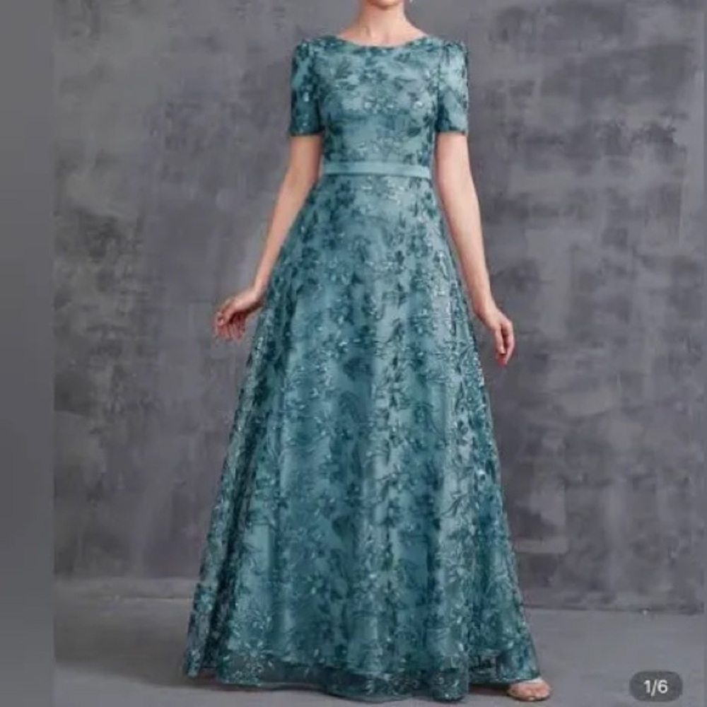 NWOT Elegant Teal Floral Lace A-Line Evening PROM Dress
